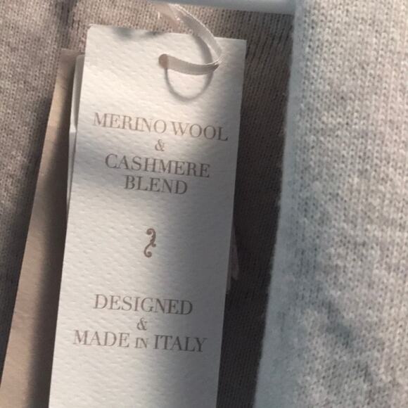 Italian Cashmere and wool sweater with pockets NWT - Picture 5 of 5